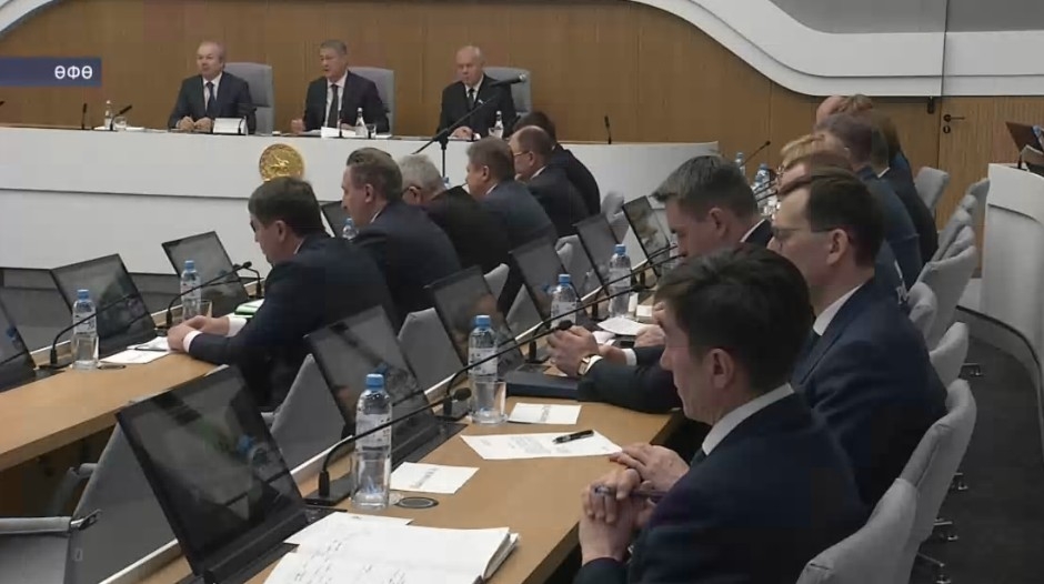 Яңы йыл байрамдарында поликлиникалар ял көндәре графигы буйынса эшләйәсәк