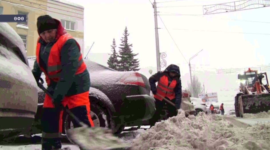 Баш ҡала урамдары ҡарҙан таҙартыла