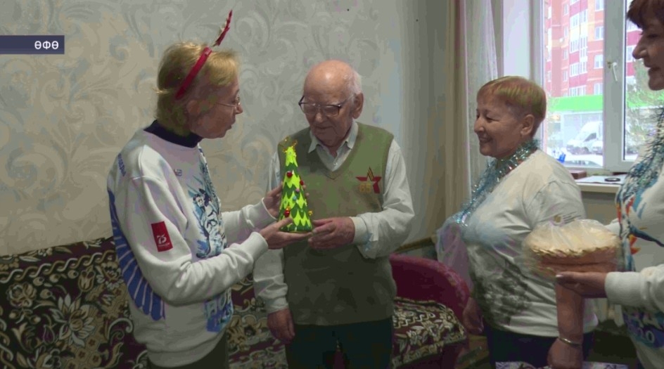 Өфөлә Бөйөк Ватан һуғышы һәм тыл ветерандарын Яңы йыл менән ҡотланылар