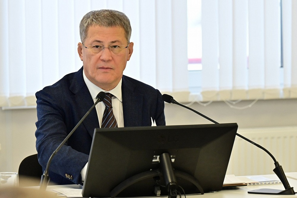 Радий Хәбиров Яңы йыл байрамында хәүефһеҙлеккә иғтибарҙы арттырырға ҡушты