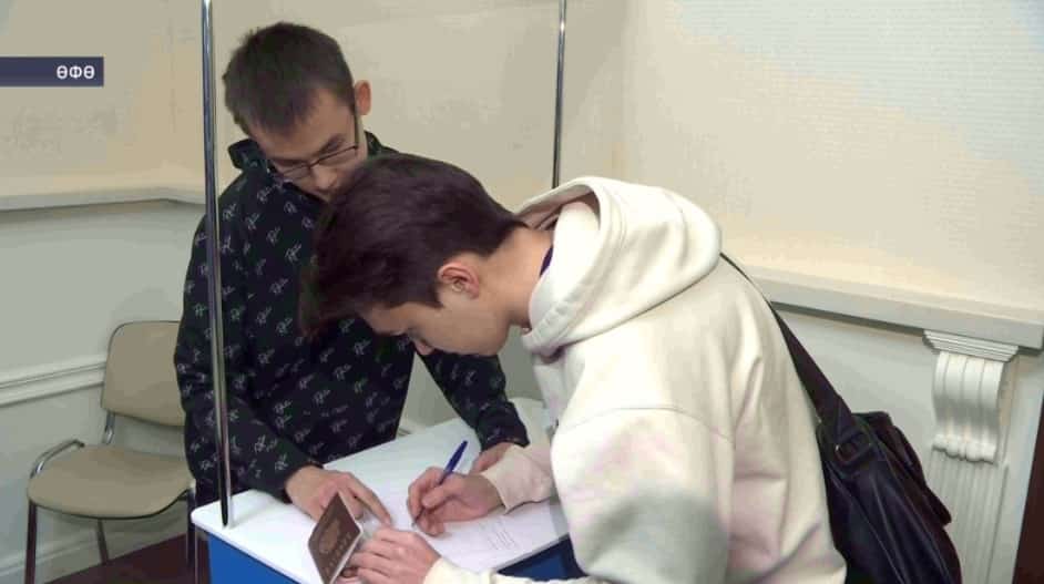 Өфөлә Рәсәй Президенты вазифаһына Владимир Путиндың кандидатураһын яҡлап ҡултамғалар йыйыу дауам итә
