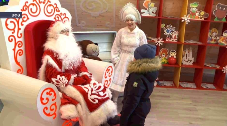 Ҡыш бабай Өфөләге резиденцияһында ҡунаҡтарҙы ҡабул итеүен дауам итә