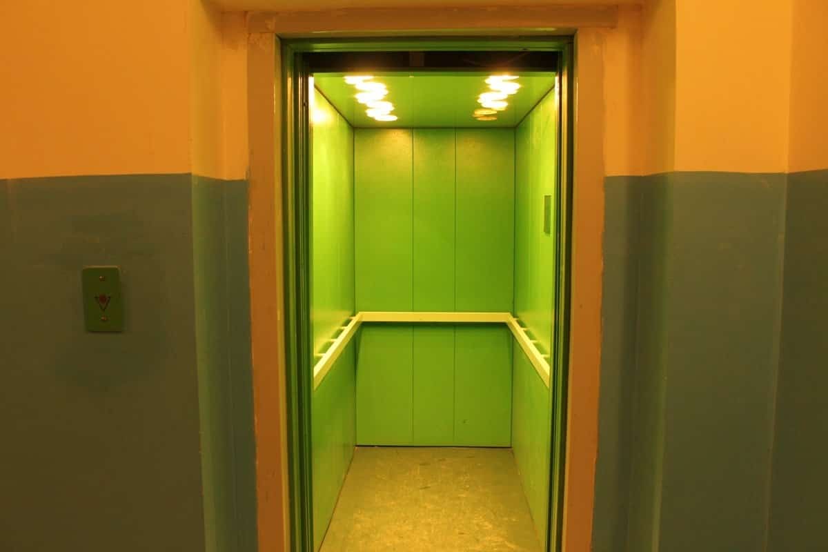 Башҡортостанда лифттарҙы алмаштырыу ваҡытынан алда үтәлеп килә