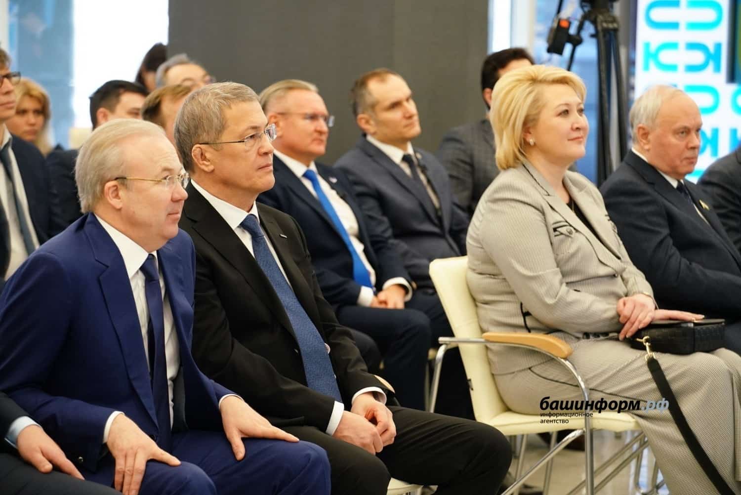 Республика юғары уҡыу йорттары уҡытыусылары бөгөн  яңы кампусты  ҡараны