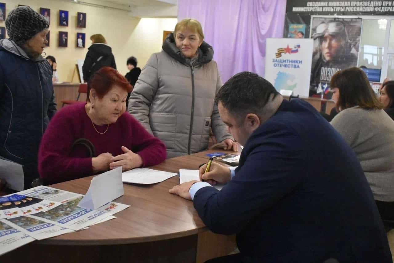 Яугирҙәр һәм уларҙың ғаиләләре белгестәр менән осраша ала