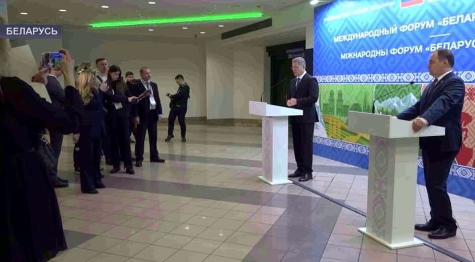 Радий Хәбиров Белоруссияла Башҡортостанда сығарыласаҡ техника өлгөләре менән танышты