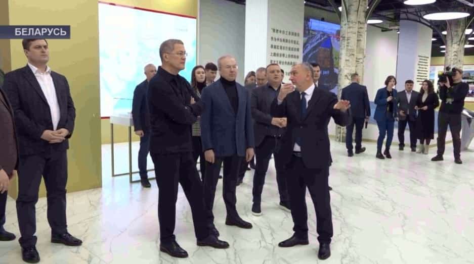 Был аҙнала  Башҡортостан делегацияһы Белоруссияға рәсми эш сәфәре менән барҙы