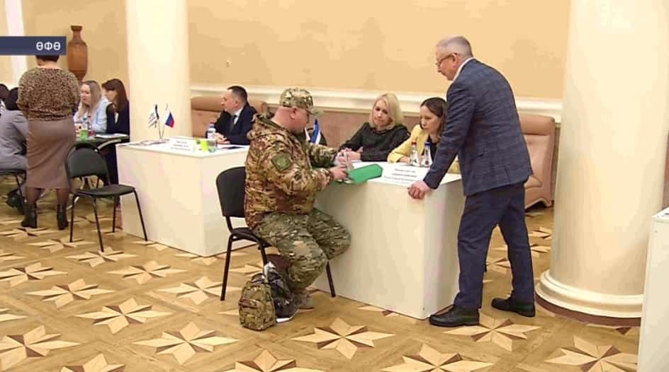 «Ярҙам поезы» һуңғы туҡталыш - Өфө ҡалаһына килеп туҡтаны