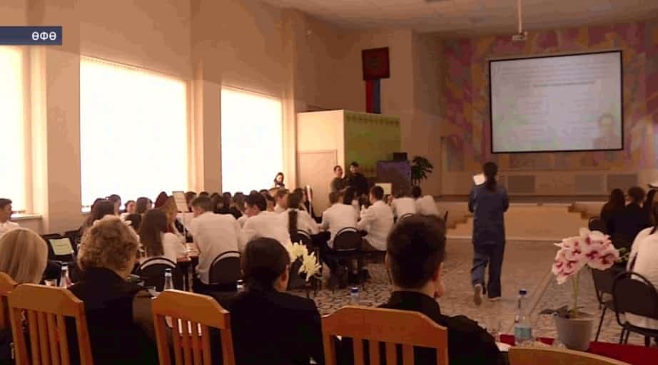 Өфөлә колледждар студенттары беренсе асыҡ интеллектуаль уйында көс һынашты