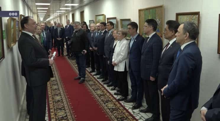 Дәүләт Йыйылышы-Ҡоролтайҙа Мөнир Әбүбәкеровтың күргәҙмәһе асылды
