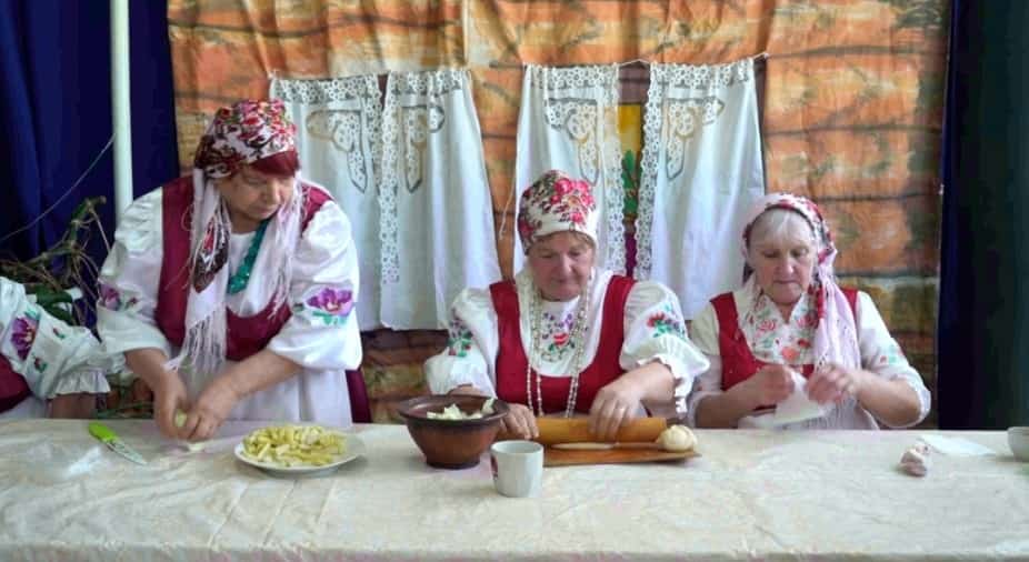 «Башҡортостан» дәүләт концерт залында «пашкедник» менән «капешки» кеүек аш-һыу әҙерләнде