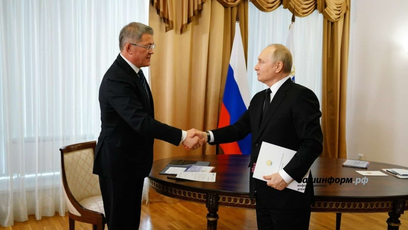 Башҡортостан Башлығы бөгөн Мәскәүҙә ил президенты менән осрашты