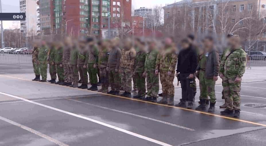Башҡортостандан бер төркөм яугирҙар ике аҙналыҡ отпусктан һуң хәрби подразделениеларына юлланды
