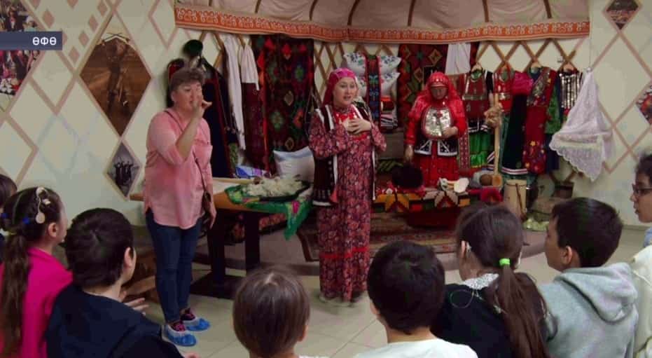 Өфөнөң «Бишбармаҡ» студияһында Стәрлетамаҡтың коррекция-мәктәбе уҡыусылары ҡунаҡта булды