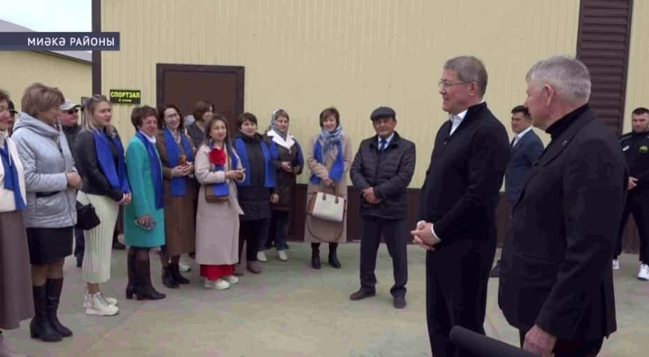 Радий Хәбиров Миәкә районына эш сәфәре менән барҙы