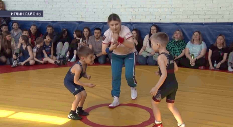 Иглин ауылында ирекле көрәш буйынса турнир үтте