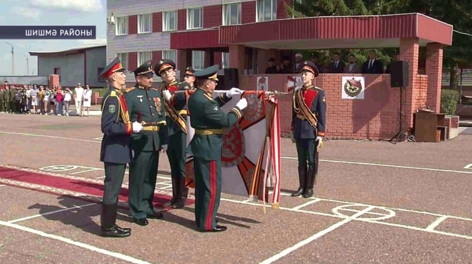 Үҙәк хәрби округының инженер берләшмәһенә Жуков ордены тапшырылды