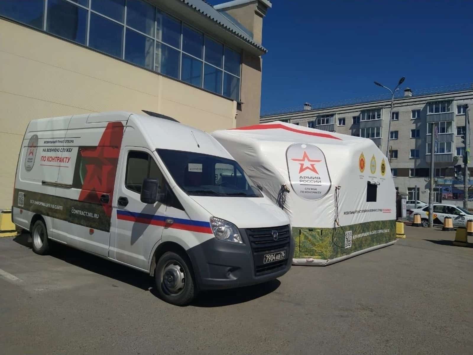 Өфөлә контракт төҙөп хәрби хеҙмәткә алыу буйынса мобиль пункт асылды