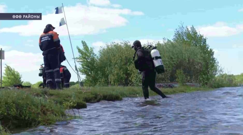 Өфө районы Жуков күлендә ҡотҡарыусылар 4-се разрядлы водолаз таныҡлығын алыуға һынау тотто