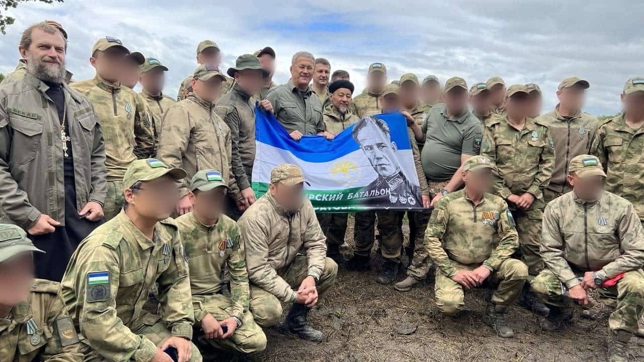 Украина прокуратураһы ситтән тороп республика башлығын ғәйепләне