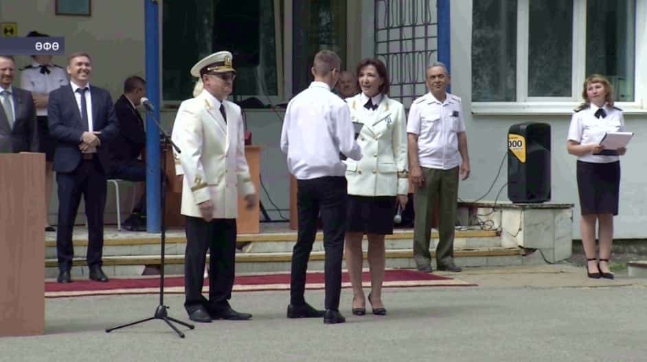 Волга буйы дәүләт һыу транспорты университетының Өфө филиалын тамамлаусыларға диплом тапшырылды
