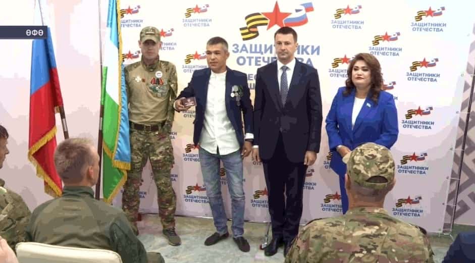 Өфөлә махсус хәрби операцияла ҡатнашыусылар «Хәрби хәрәкәттәр ветераны» таныҡлығы алды