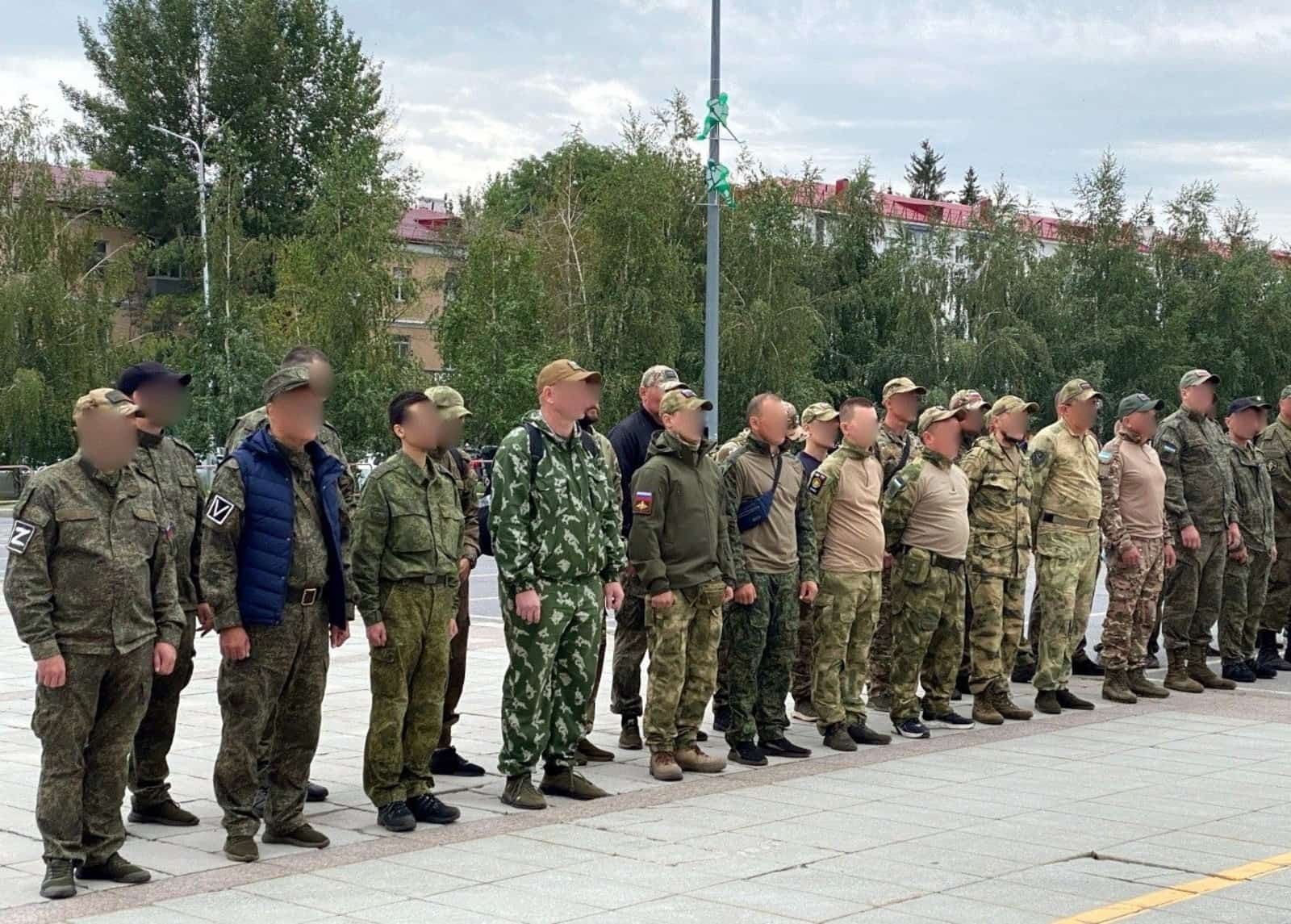 Өфөлә бөгөн бер төркөм яугирҙәрҙе махсус хәрби операция биләмәһенә оҙаттылар