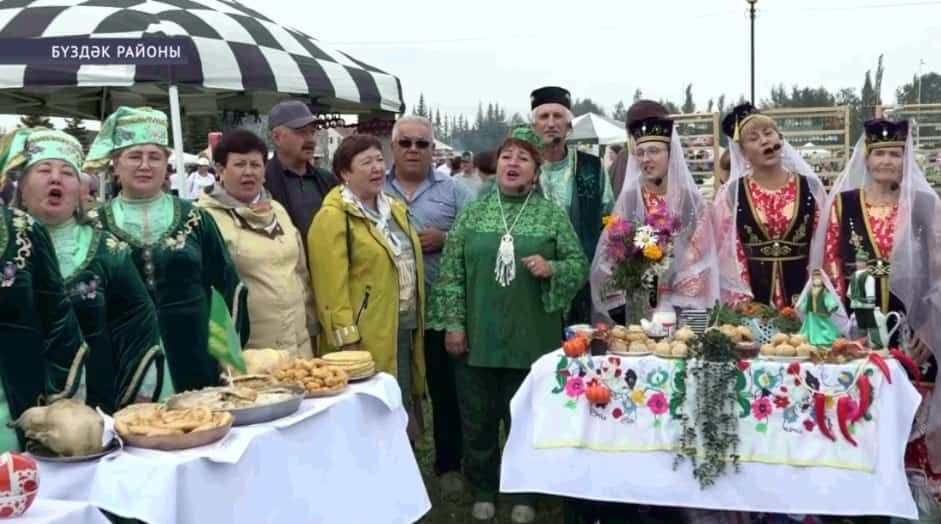 Бүздәк районында «Бәлешфест» милли аш-һыу фестивале үтте