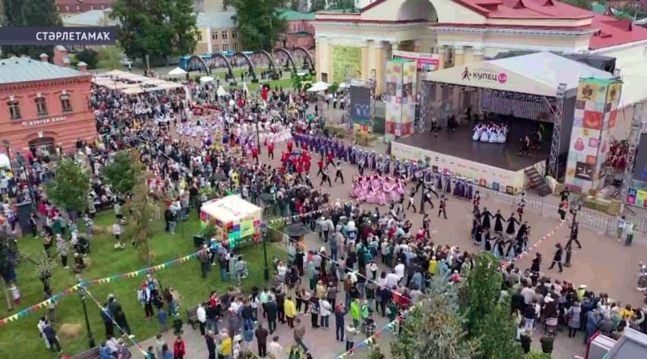 Стәрлетамаҡ ҡалаһында «Сауҙагәр» ҡунаҡсыллыҡ фестиваленең икенсе көнө тамамланды