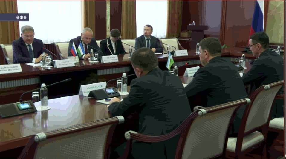 Радий Хәбиров Шафкатжон Абдуразаков менән осрашты