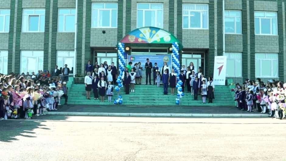 Өфө районының Шамонин ауылы мәктәбе 160 уҡыусы беренсе класҡа ҡабул итте