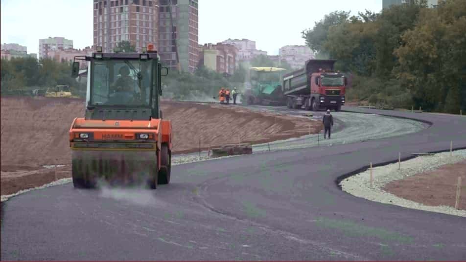 Өфөнөң генерал Рыленко менән Пугачев урамдары киҫелешендәге юл үткәргестәге эш тамамланыу алдында