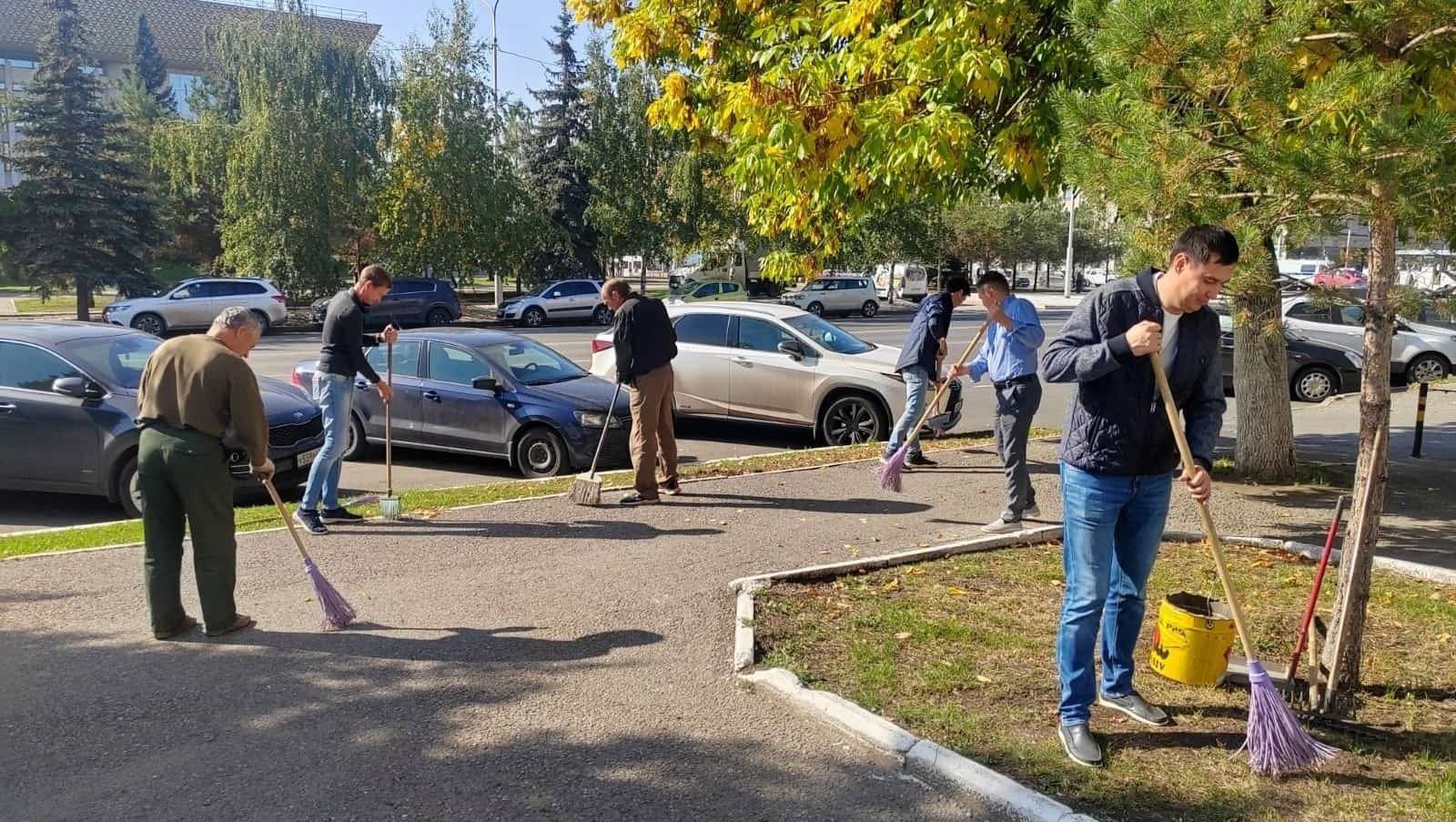 Өфөлә санитар таҙартыу айлығы старт алды