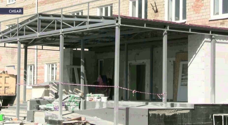 Сибай ҡалаһының Бала табыу йортонда капиталь ремонт дауам итә