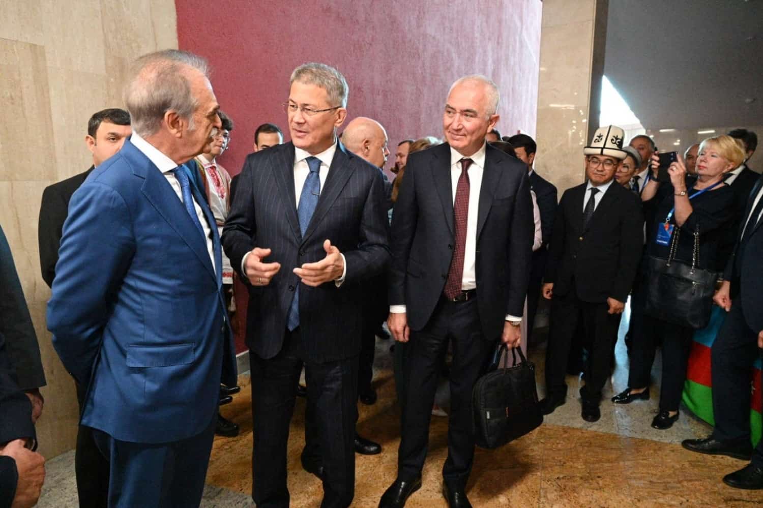 “Тамырҙар һәм тарихыбыҙ уртаҡ”