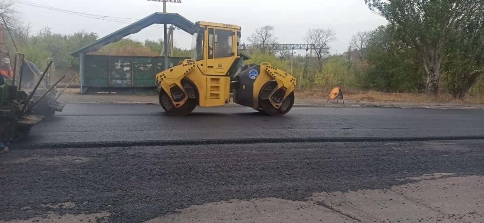 Республика юл хеҙмәткәрҙәре  Красный  Лучта  эшләй