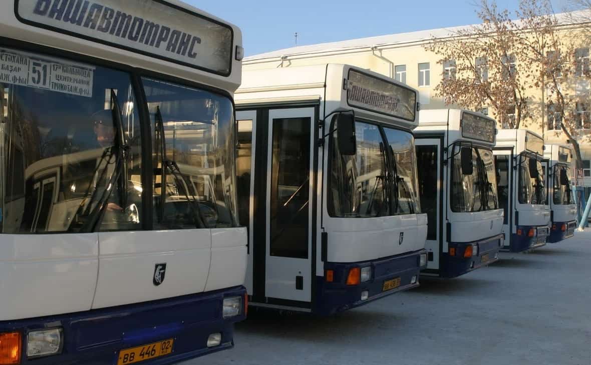 Республика Башлығы уҡыусылар өсөн ташламалы юл йөрөү мәсьәләһен хәл итергә ҡушты