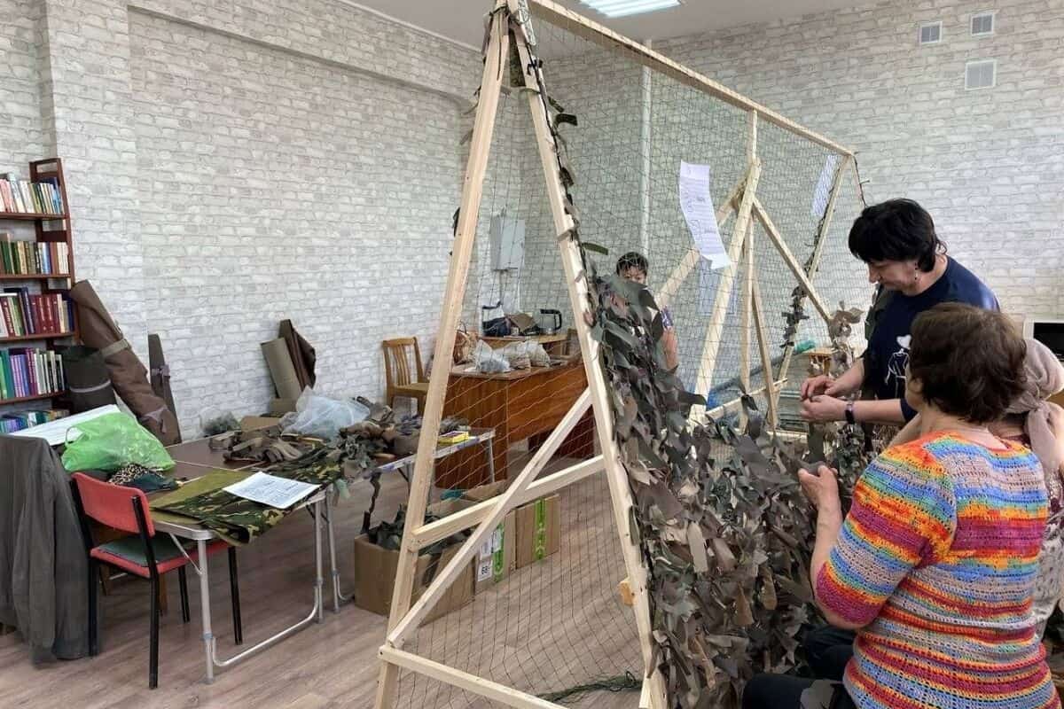 Ишембай волонтерҙары яугирҙарға ярҙам итә