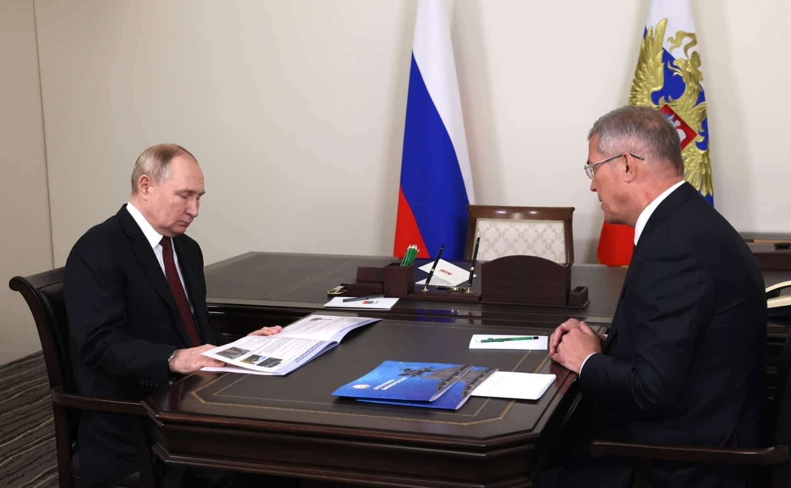 Радий Хәбиров Владимир Путинды республиканың үҫеш юлдары менән таныштырҙы
