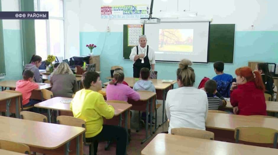 Һаулыҡ мөмкинлеге сикләнгән балалар һәм уларҙың ата-әсәләре өсөн «Йылы осрашыуҙар»