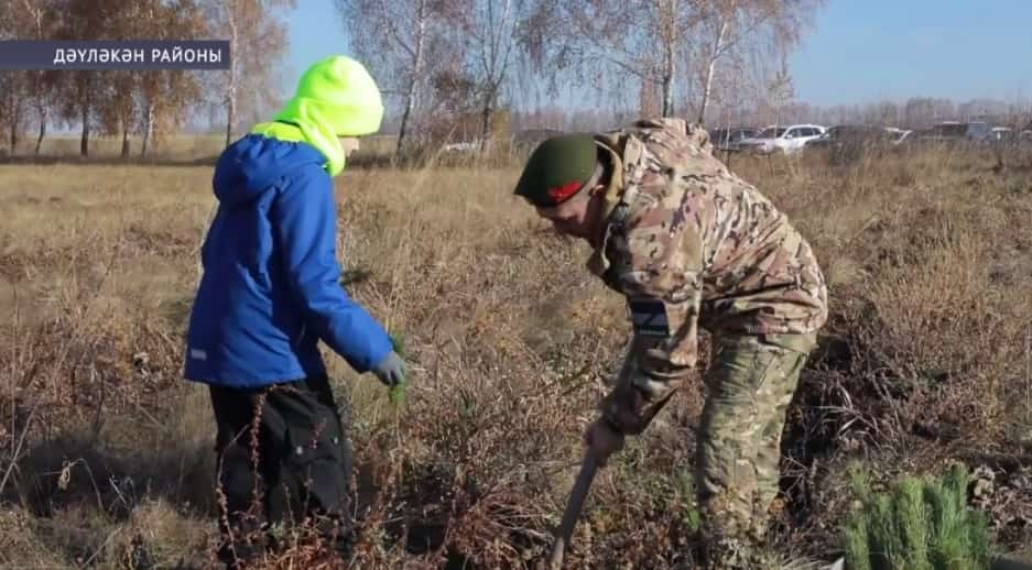 Атайҙар көнө уңайынан бер төркөм ирҙәр улдары менән экологик өмәгә сыҡты