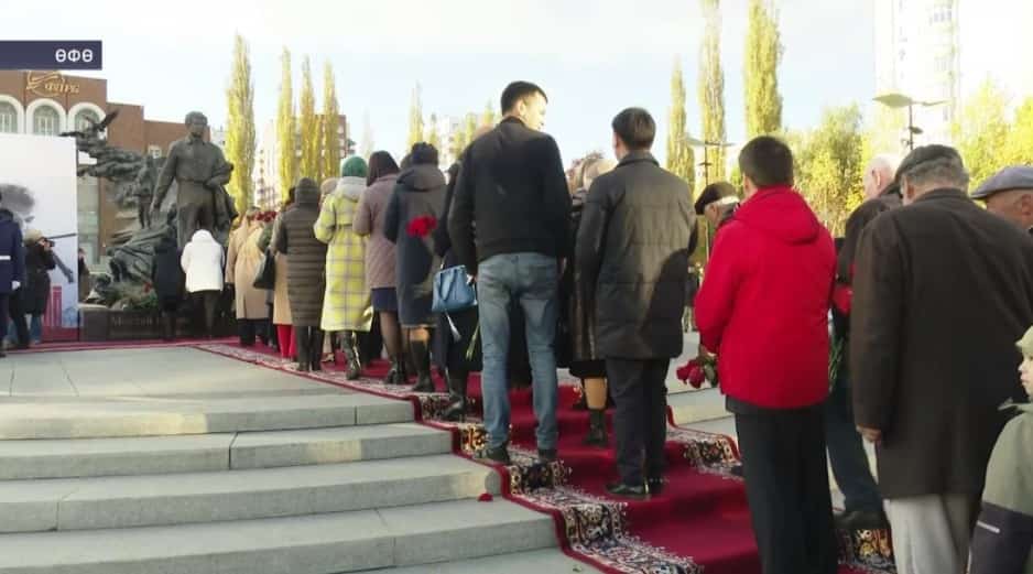 Өфөлә Мостай Кәримдең 105 йыллыҡ юбилейына арналған байрам саралары дауам итә