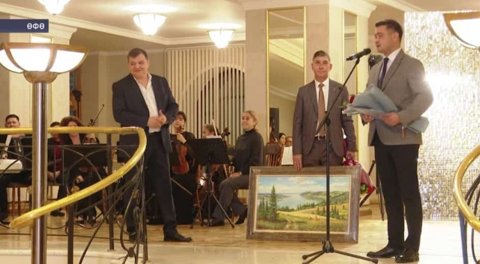 Башҡорт академия драма театрында Башҡортостандың халыҡ артисы Азамат Ғафаровтың бенефисы үтте