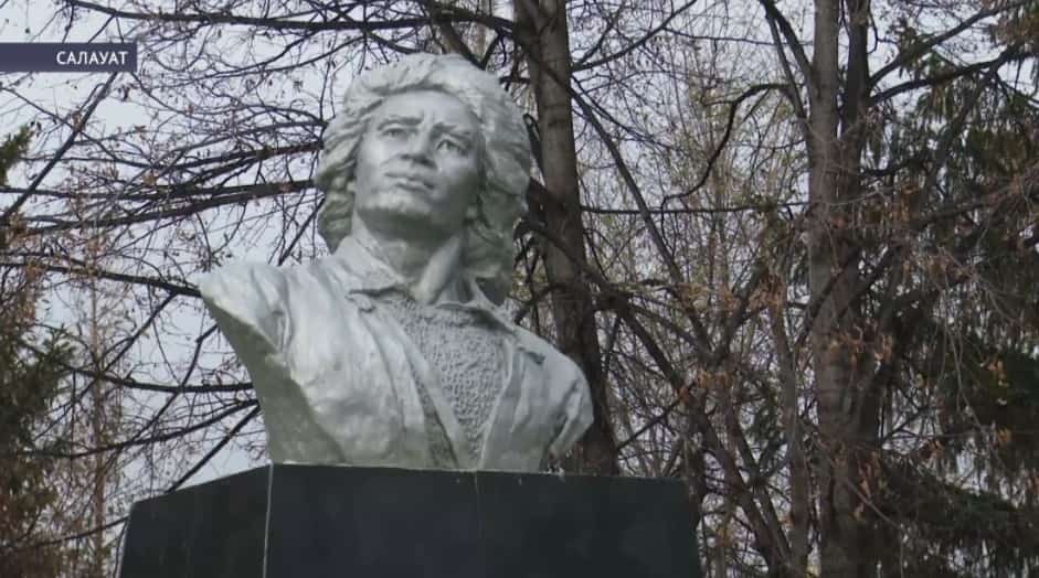 Салауат ҡалаһында ремонттан һуң Батыр аллеяһы асылды