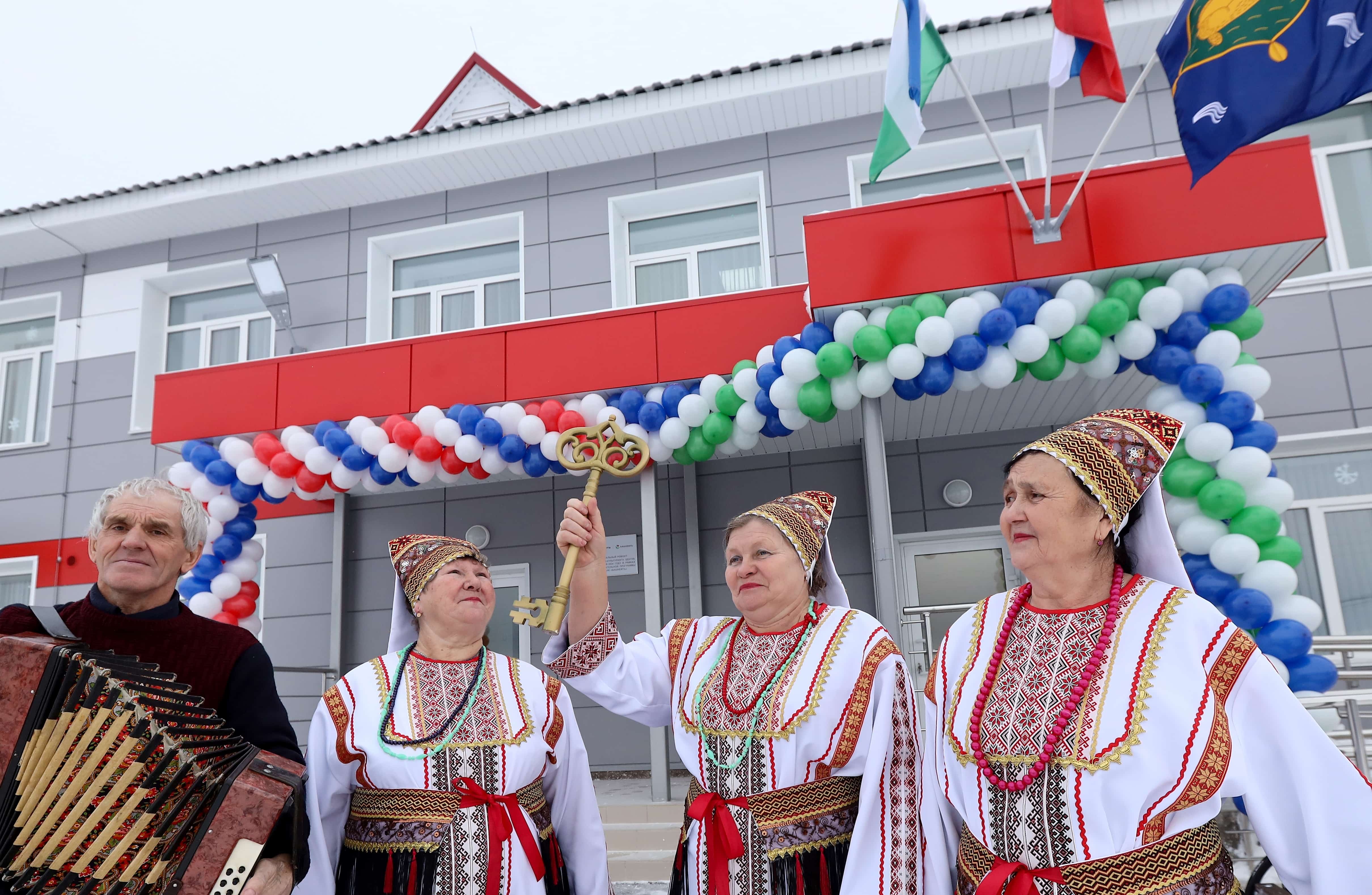 "Башнефть" ярҙамында  социаль-мәҙәни үҙәк яңыртылды