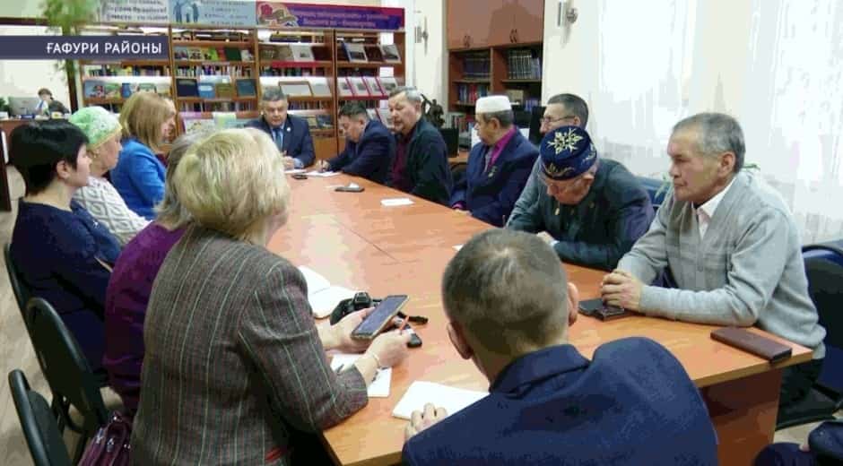 Красноусол ҡасабаһында Ғафури районы башҡорттары ҡоролтайы ултырышы үтте