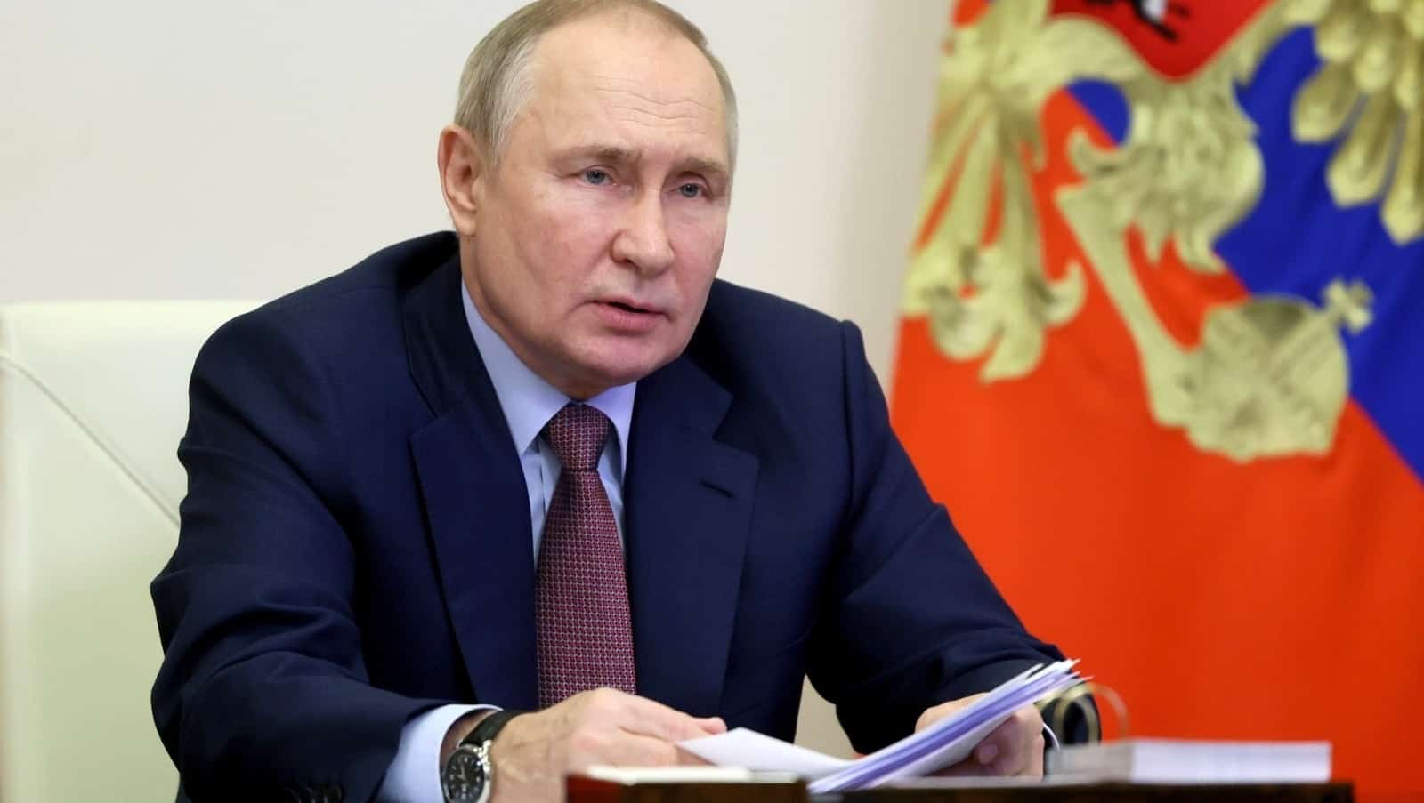 Владимир Путин реклама хаҡында законға төҙәтмәләр индерҙе
