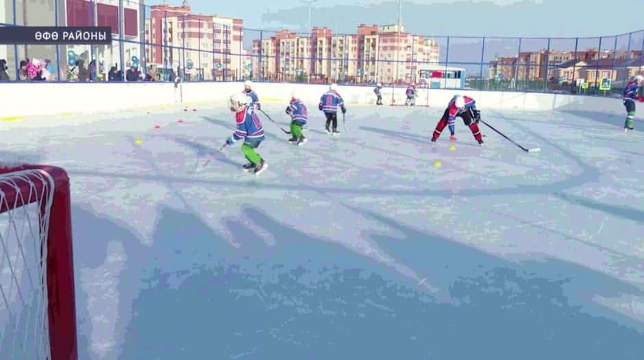 Өфө районы Зубов ауылы мәктәбе биләмәһендә хоккей майҙансығы асылды