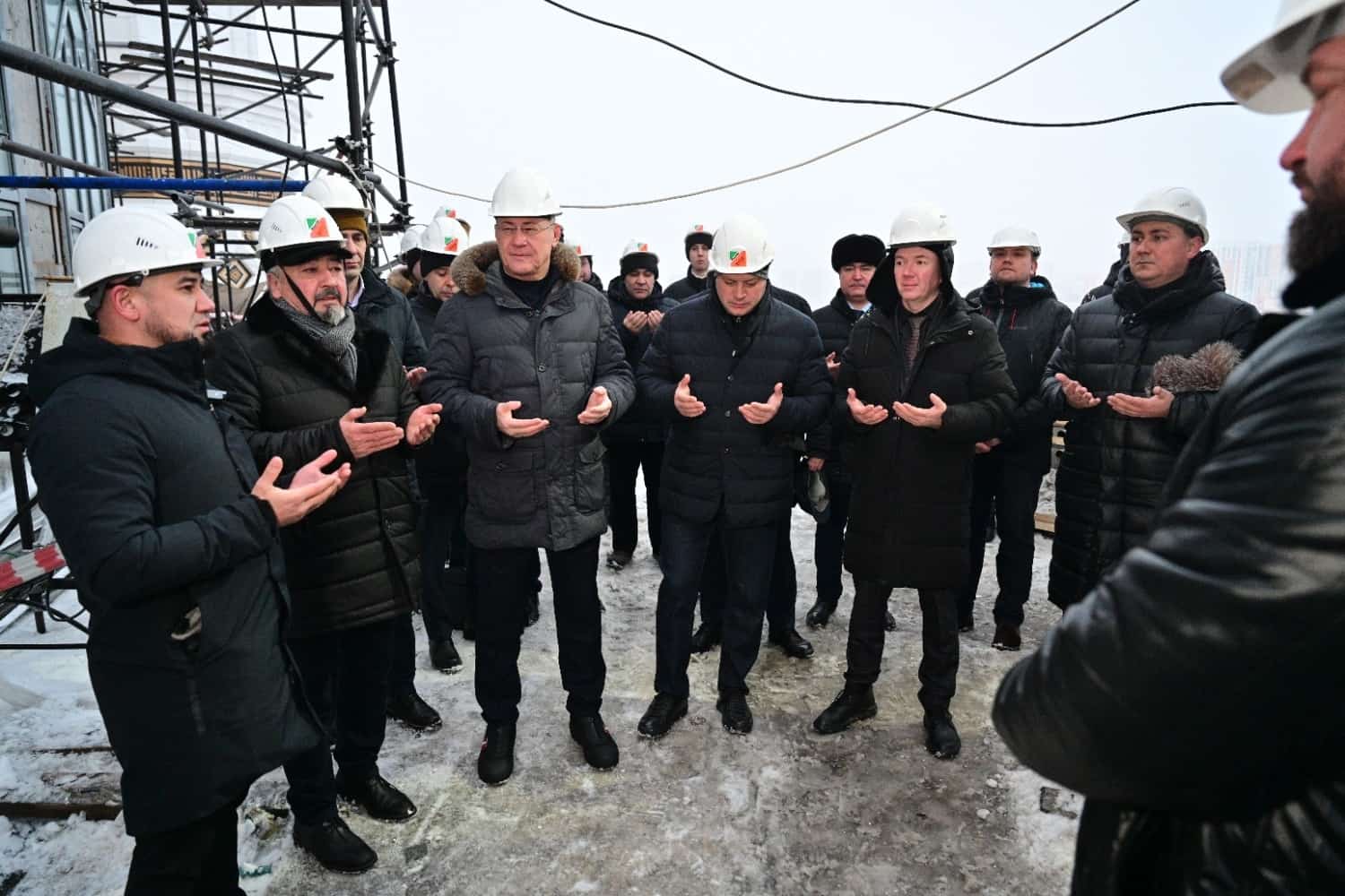 Радий  Хәбиров: ""Әр-Рәхим" төҙөлөп бөтәсәк"