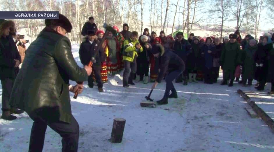 Әбйәлил районының Ҡаҙмаш ауылы халҡы «Айыҡ ауыл» республика конкурсының район этабында еңеү яуланы